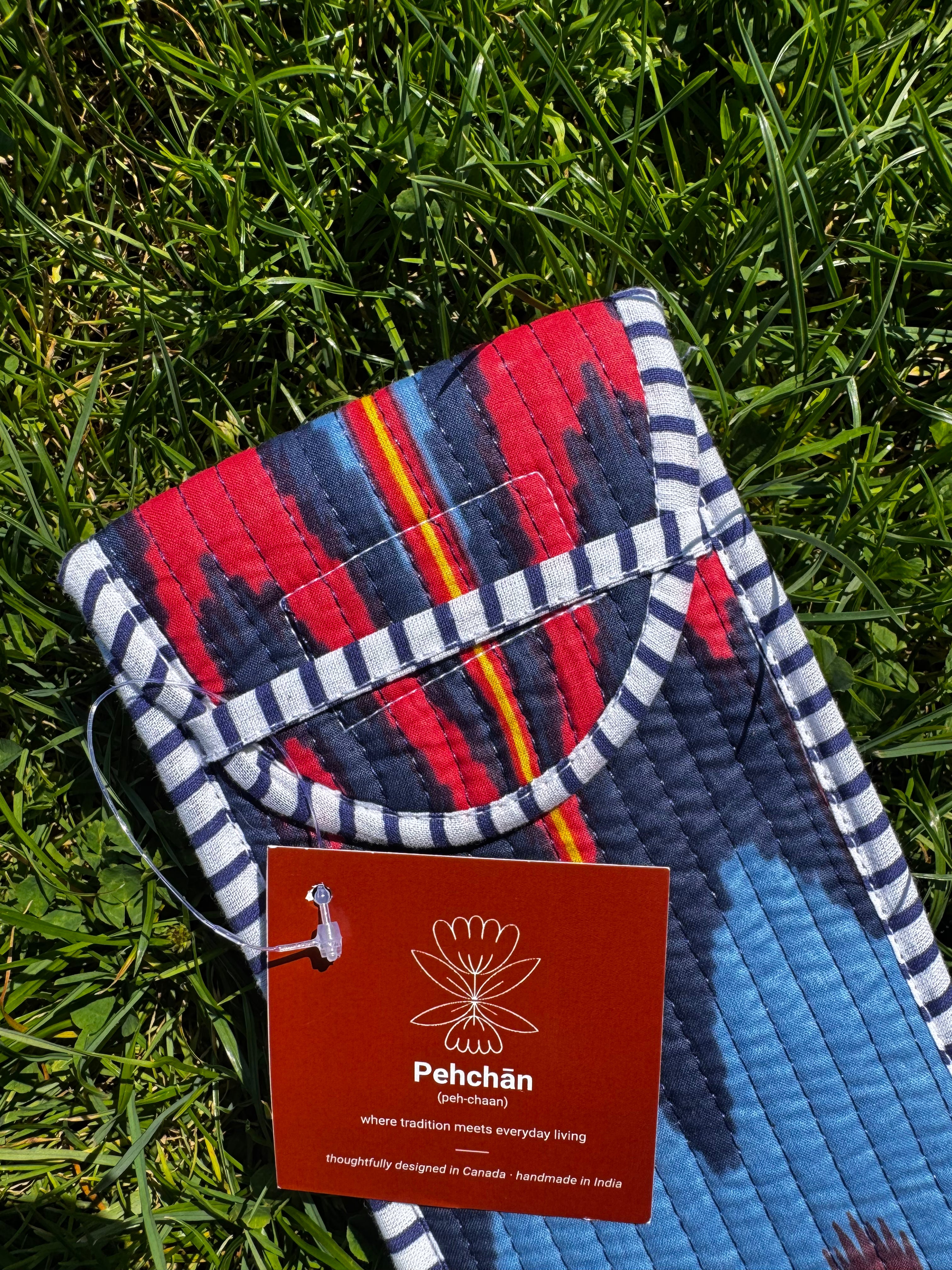 Ikat Multi-use sleeve