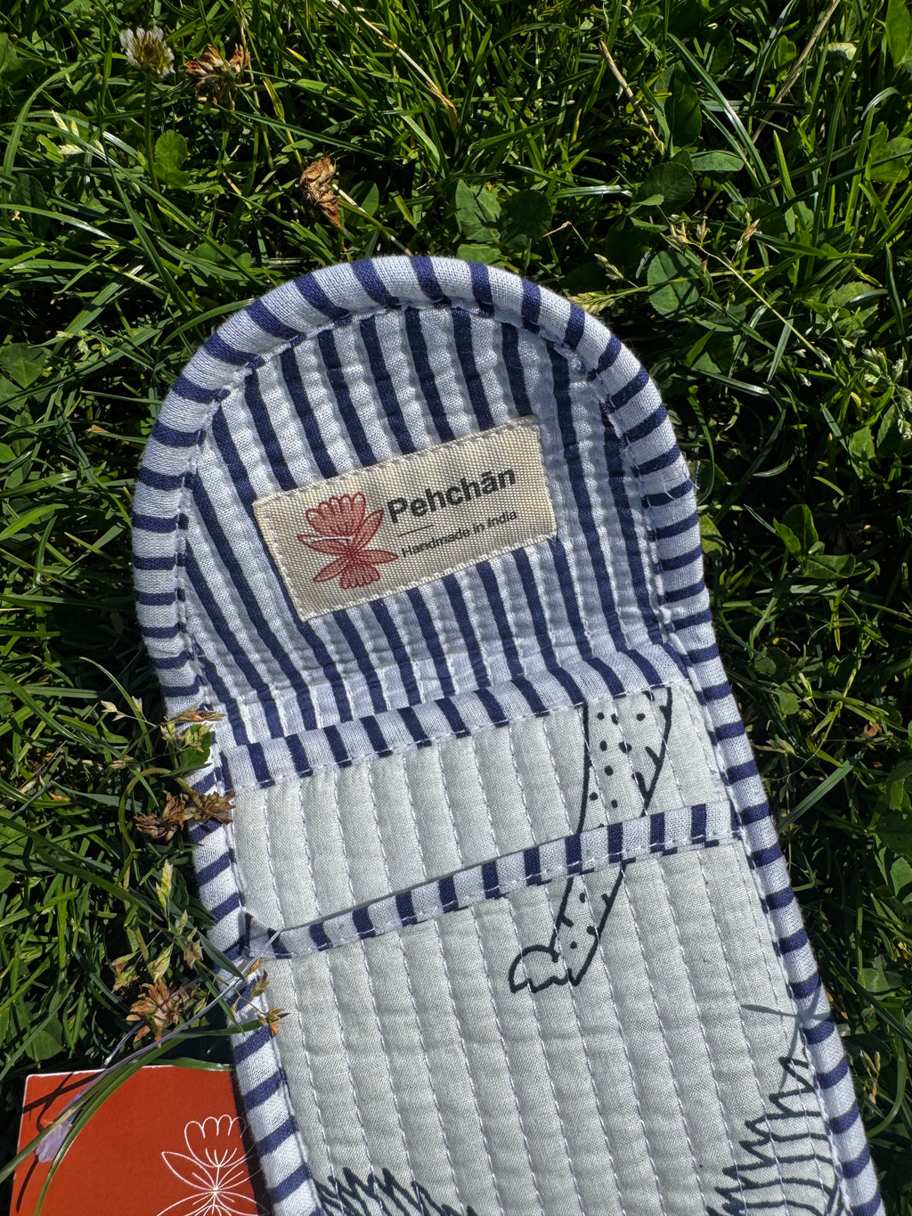 White Forest Multi-use sleeve