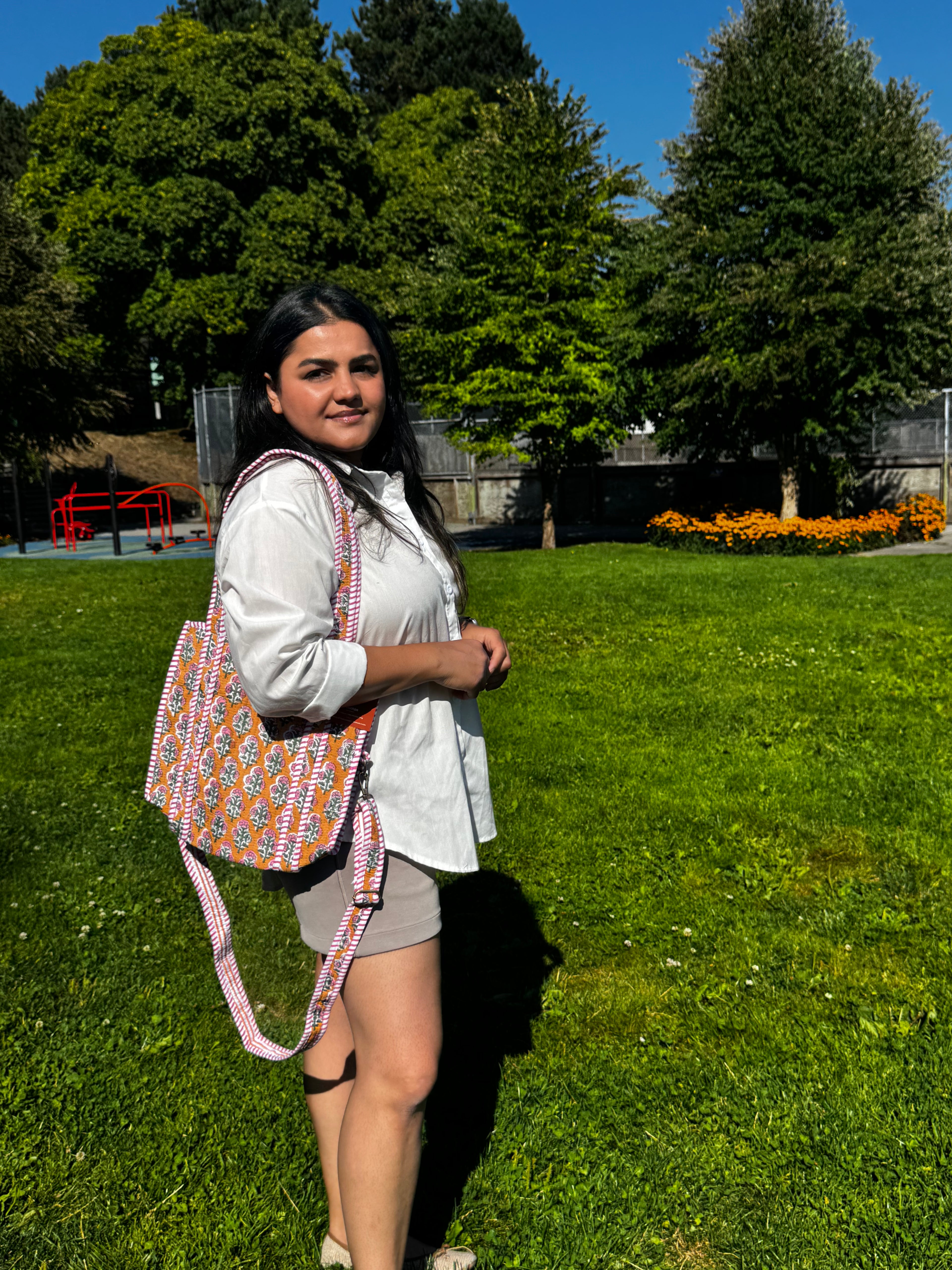 Kesari Mid-size Tote Bag