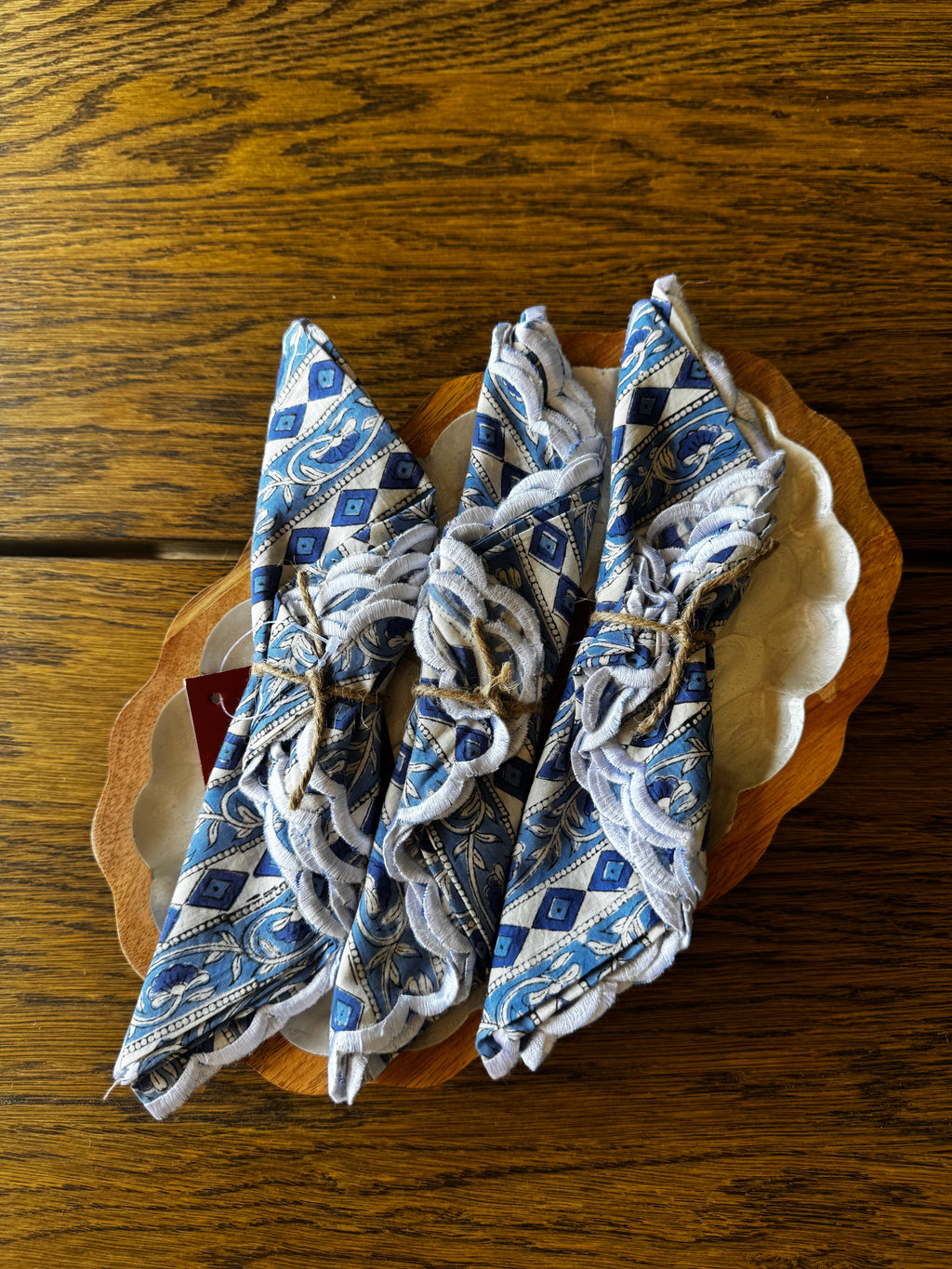 Blue Lanes Scallop Napkin (Set of 2)