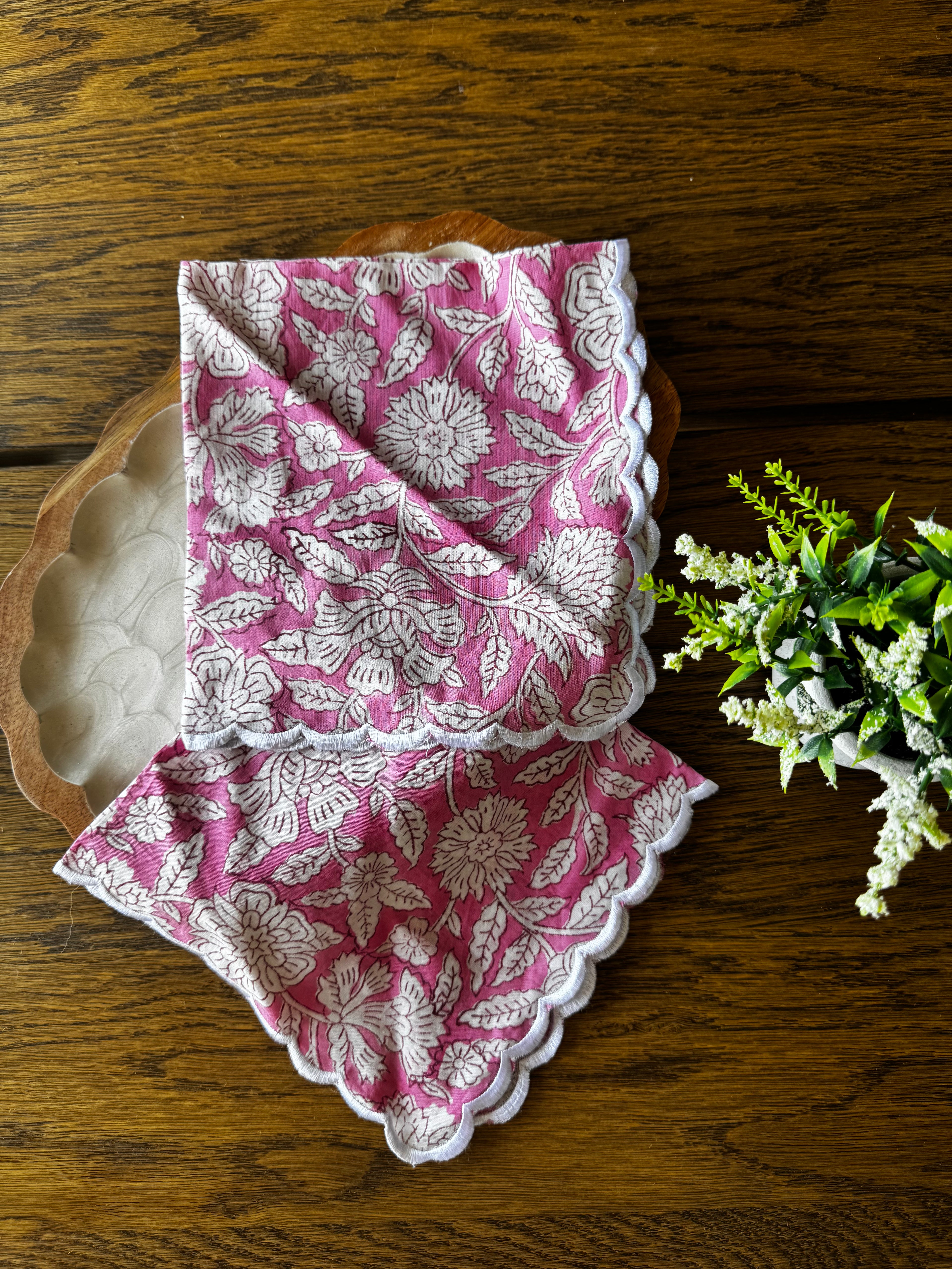 Gulabi Scallop Napkin (Set of 2)
