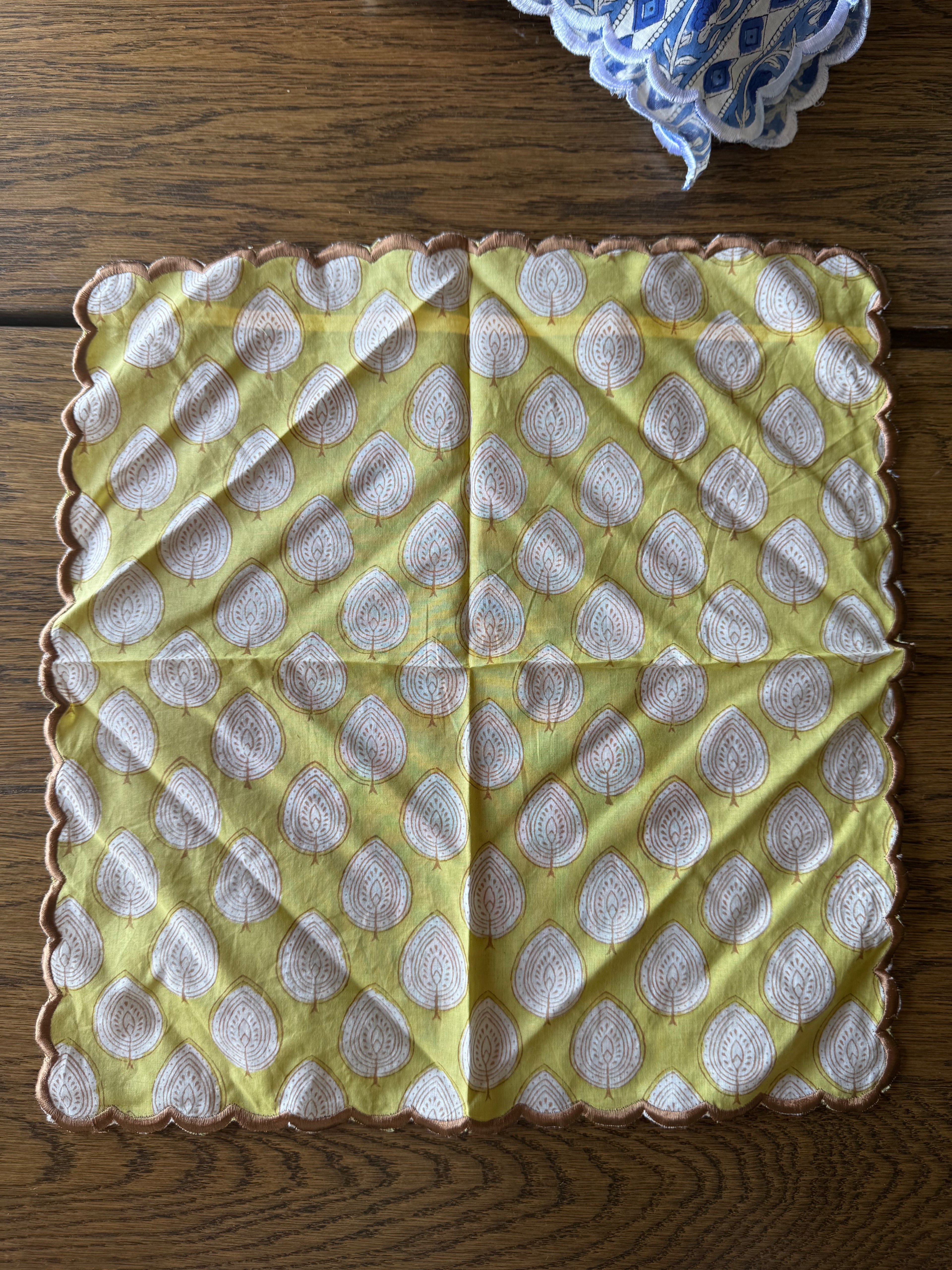Sunshine Scallop Napkin (Set of 2)
