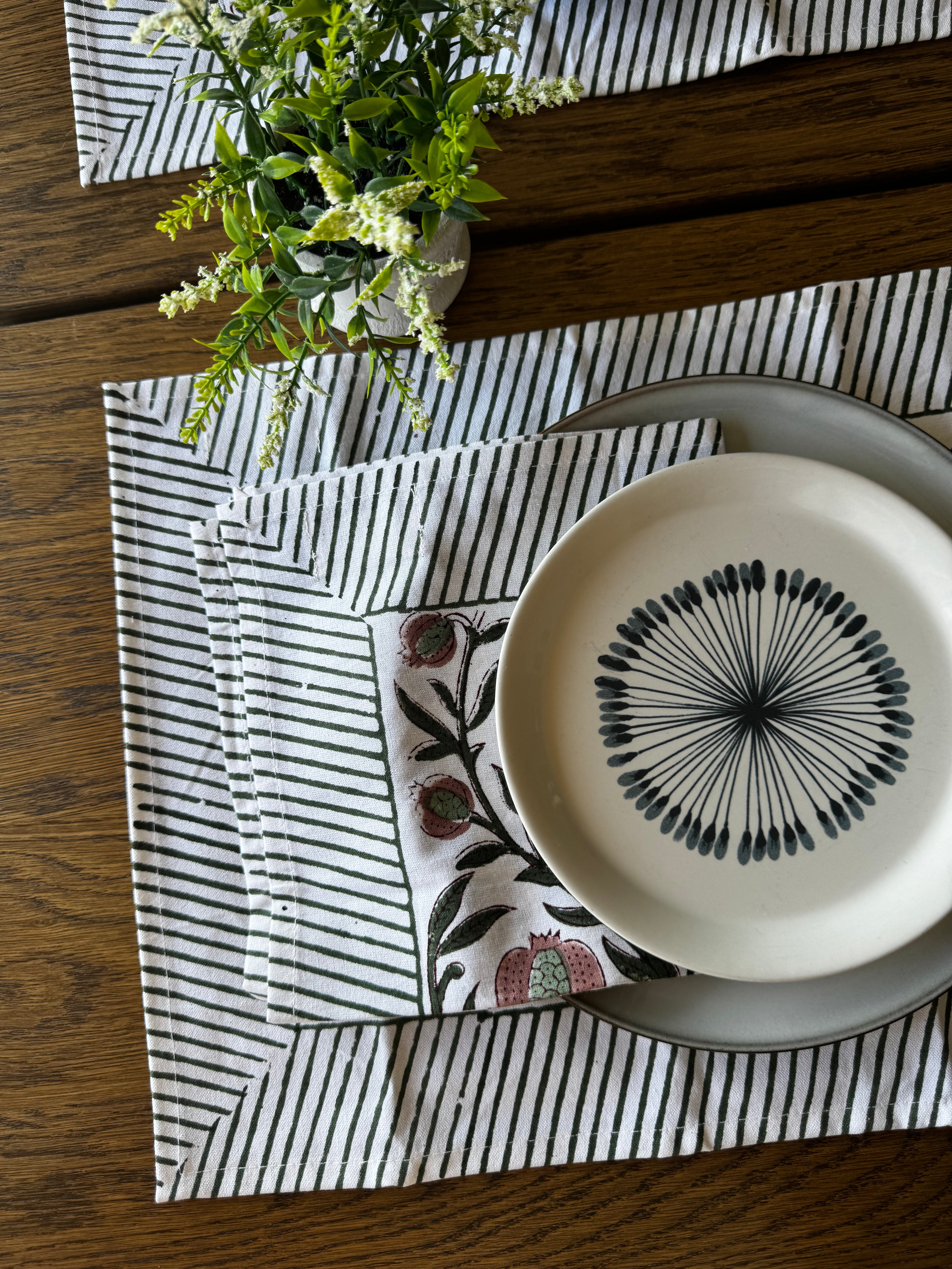 Stripes Table Mat & Napkin (Set of 2 each)