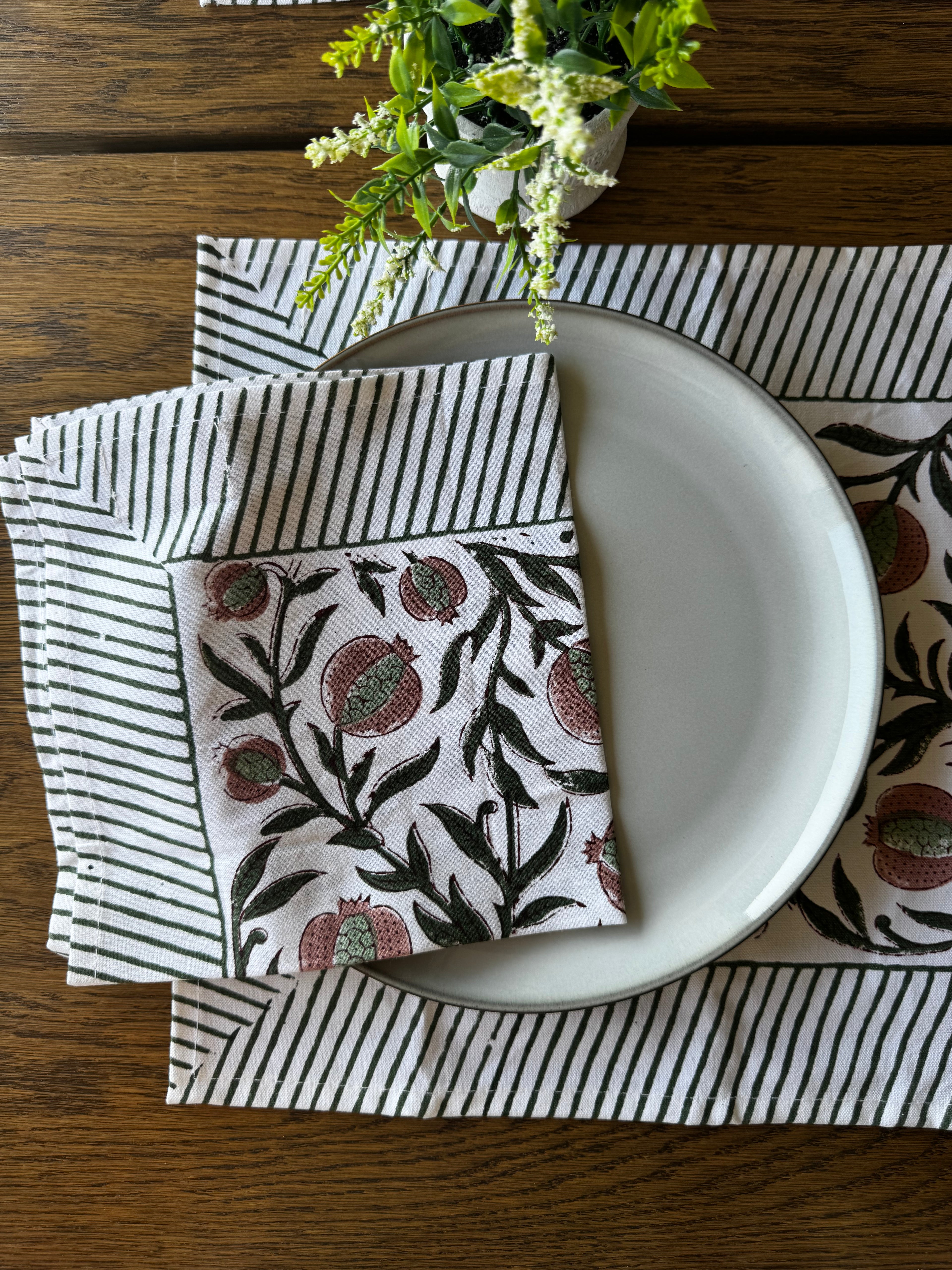 Stripes Table Mat & Napkin (Set of 2 each)