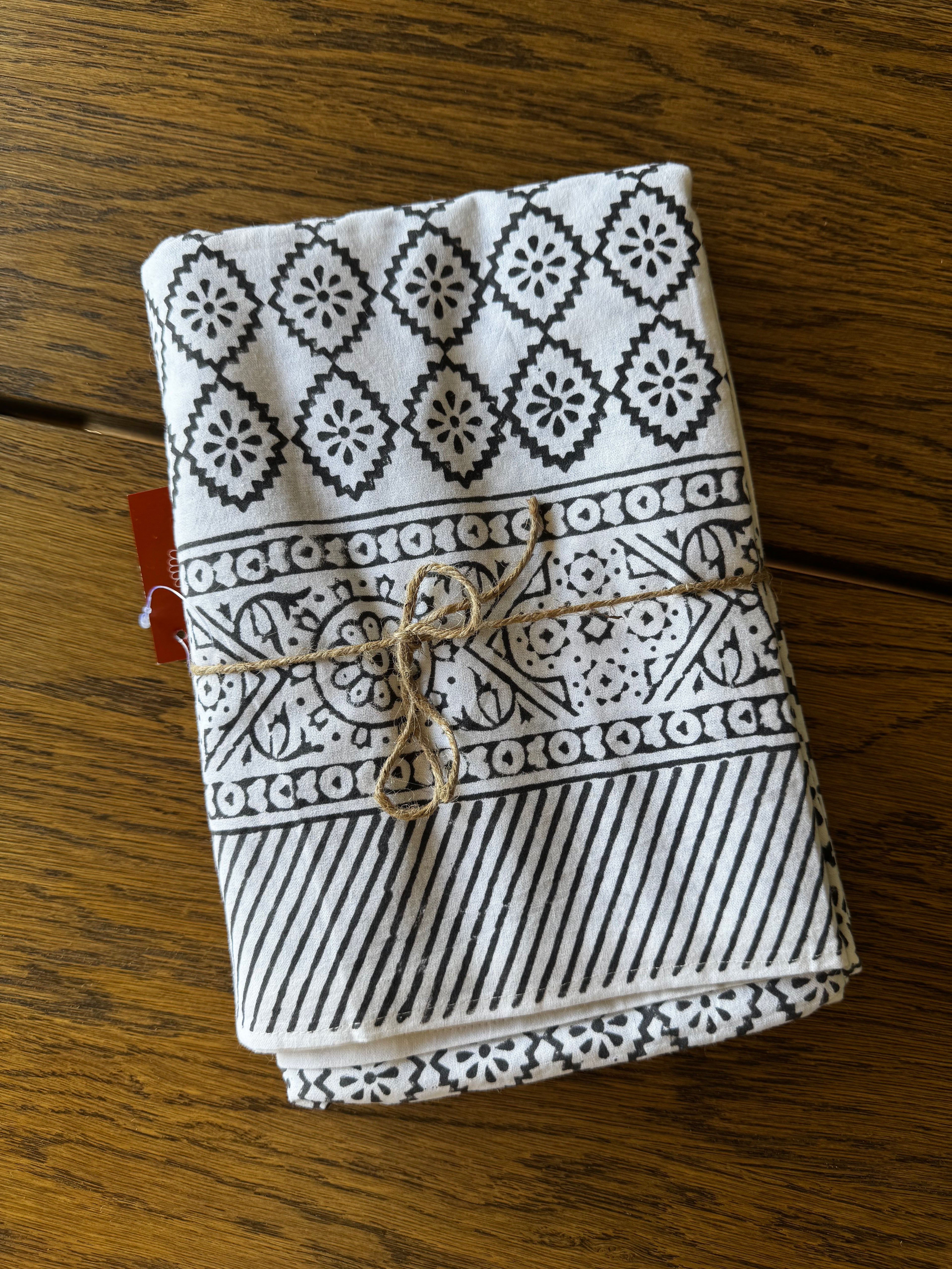 Anokhi Table Cover